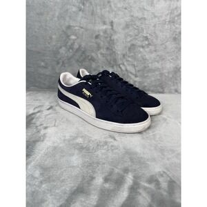 Puma Suede Classic XXI sneaker in peacoat blue suede And White Size 8.5